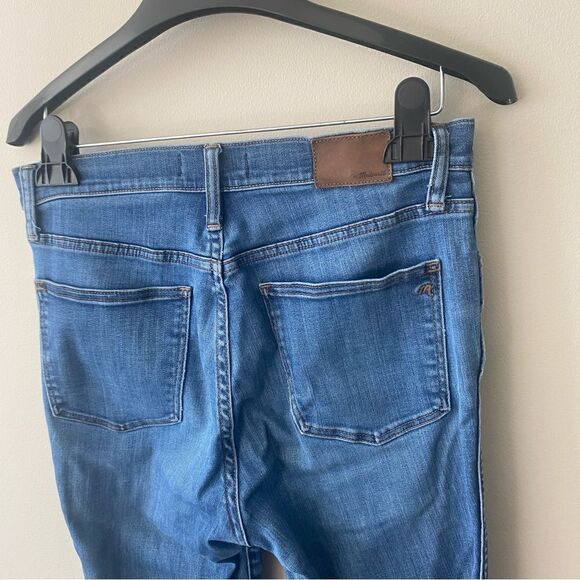 Madewell 10-Inch High Waist Button Front Crop Skinny Jeans - Picture 10 of 15